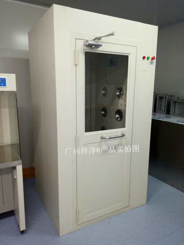 風淋室運行過程中產生的噪音可能會對操作人員造成不適，影響工作效率。